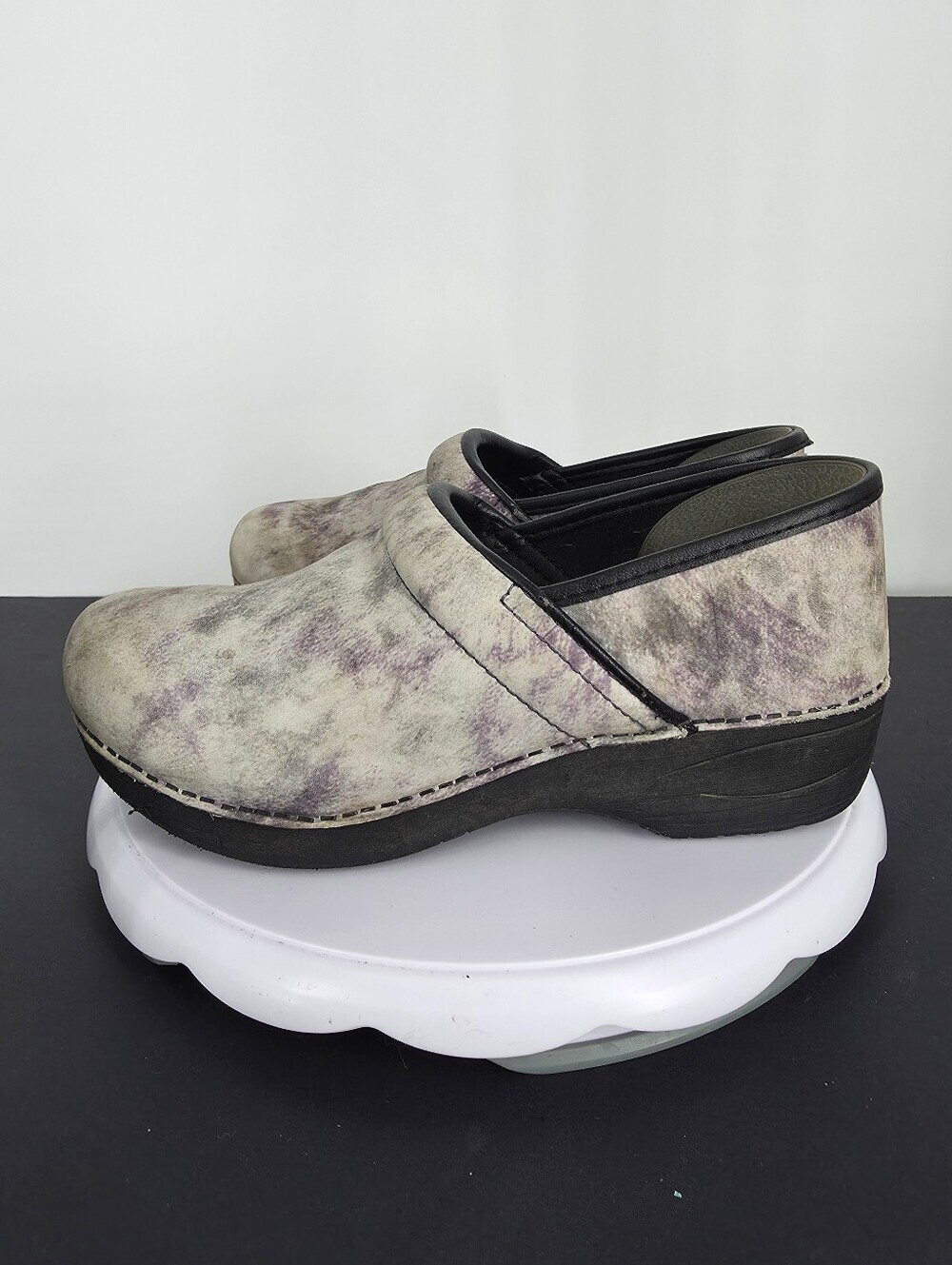 Dansko XP Pro Professional Clogs Women 40 9.5 10 Purple Tie Dye Leather Work